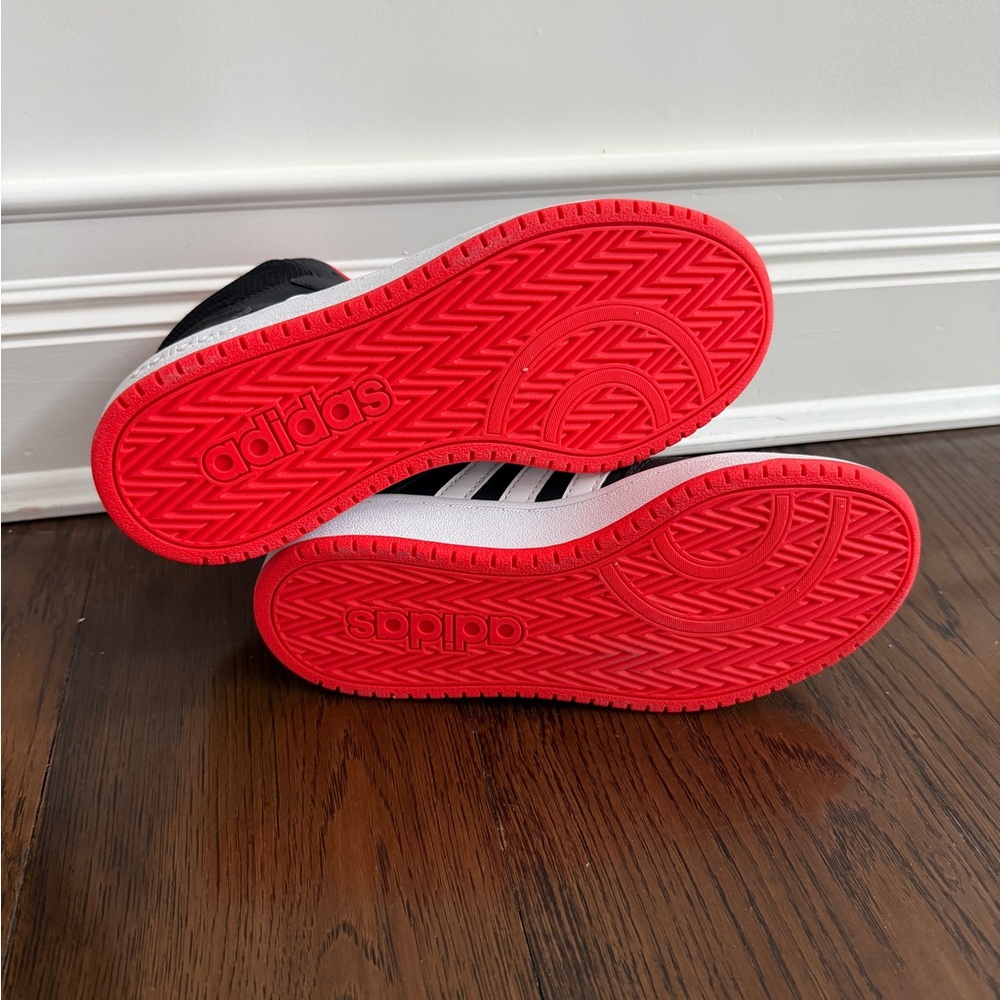 NWOT Elastic Lace Adidas Black and Red High-Top Sneakers - Picture 6 of 6